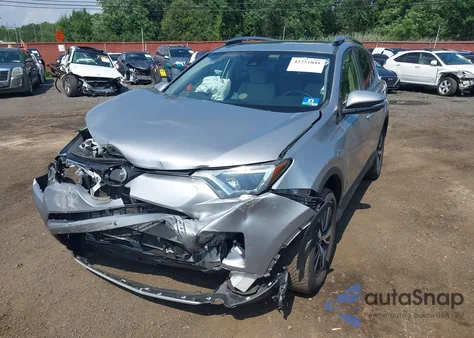 2018 Toyota Rav4 Xle z USA, uszkodzony, nr VIN JTMRFREV2JJ208911